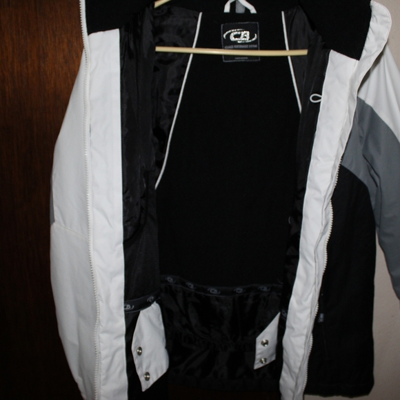 Ski Jacket - Picture 6 of 7